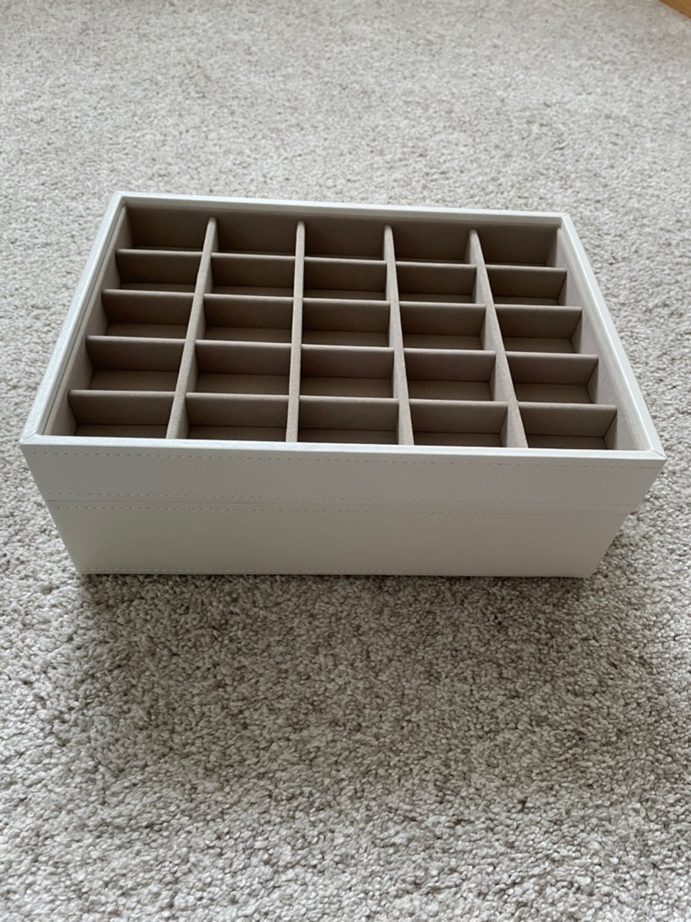 Stackers White Jewelry Box - Picture 6 of 7